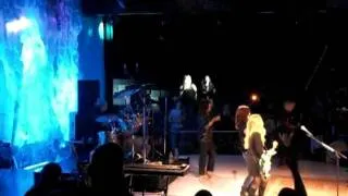 The Go- Go's- We Got The Beat Live at NYCB Theatre at Westbury June 7, 2011 (5).MOV
