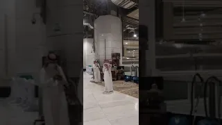 washing kaaba | cleaning Haram                   (Makkah) : amazing video::tools