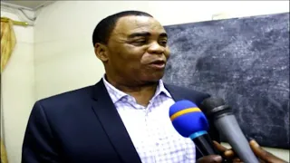 PROFESSEUR MABI MULUMBA  PARLE DU BUDGET