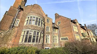 Exploring a HUGE Abandoned RAF rehabilitation hospital