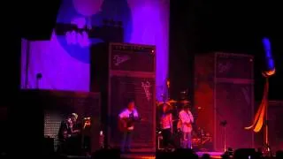 Neil Young & Crazy Horse - Singer Without A Song - Philadelphia 11-29-2012