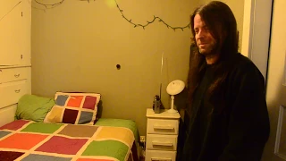 Tour of Kurt Cobain's Apartment on Pear Street in Olympia, Washington