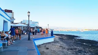 🏝️ El puerto de Corralejo: recorriendo la zona de bares y restaurantes