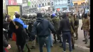 Активисты майдана жестоко избили активистов движения 'За чистый Киев'