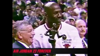 MICHAEL JORDAN 1996 TOP 10 DUNK