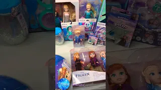 Frozen 2 Elsa Toys ☃️❄️💎 #disney #disneyfrozen #frozen #elsaandanna #toysreview #shortvideo #elsa