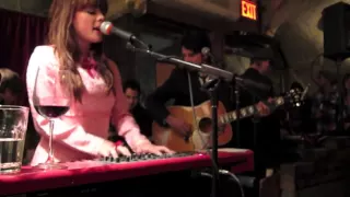 Everything at Once by Lenka - Live at Vivo in Vino, NYC 2010