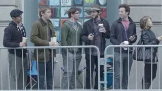 Samsung Commercial Making Fun Of Apple.