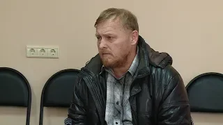 В Волгограде лжеписателя госпитализировали из здания суда