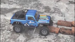 Modified RC Climbing Car with Cison 4-cylinder Engine and Gearbox - EngineDIY