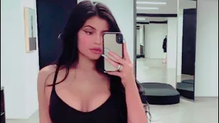 Kylie Jenner | Office Tour Preview