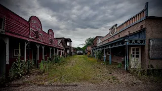 Haunted Ghost Town Theme Park (CURSED)