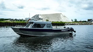 The Perfect boat to handle the Great Lakes (Hewes Craft 270 Alaskan Walkthrough)