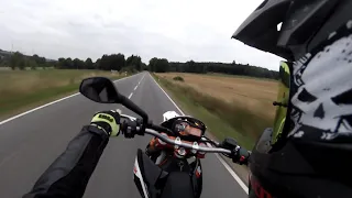 KTM 690smcr. Akrapovic. Wheelie