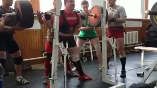 Powerlifting. Юрий Белкин присед: 440кг,  собственный вес 101,6кг 970LBS @ 224LBS