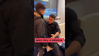Thiago Silva é criticado por tratar esposa com frieza em storys do Instagram