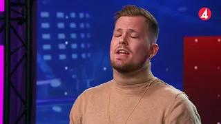 Jonatan Holmberg får coachning av Kishti under sin audition - Idol Sverige (TV4)