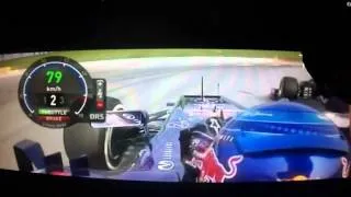 Sebastian Vettel vs Mark Webber Malaysian GP '13 onboard (Webber showing middle finger)