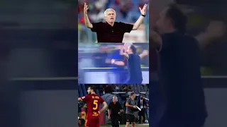 La corsa di Mourinho verso la curva sud.al 90'                      🟡🔴Roma-⚫🟢Sassuolo2-1