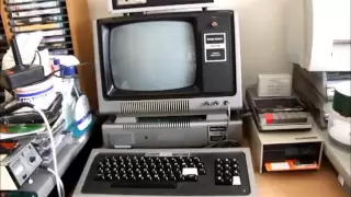 TRS-80 Model 1 vintage computer set up and boot up - part 1