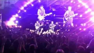 Bon Jovi   I'll Be There For You live from Munich 2011