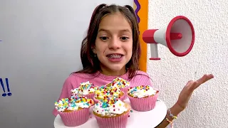 Rafinha e Amigos Vendem Cupcakes Para a Festa da Escola School Party Funny Stories For Kids