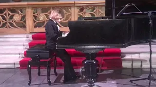 Elisey Mysin, a young composer and pianist performs his play Christmas. Елисей Мысин: Рождество