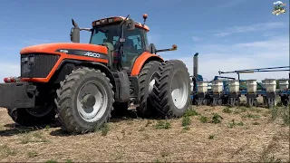 Planting Soybeans near Jeffersonville Ohio