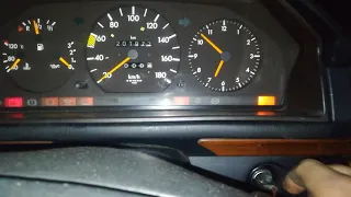 Mercedes-Benz W124 200d cold start - 1C