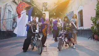 Los Ángeles Azules, Santa Fe Klan, Cazzu - Tú y Tú (Video Oficial)