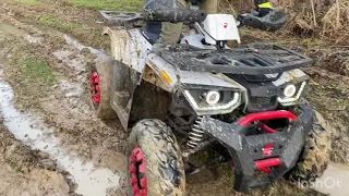 Квадроцикл в грязи/ Quad in dirt