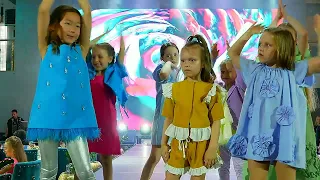 Runway for dolls /  children's fashion show 2022 / fashion for children