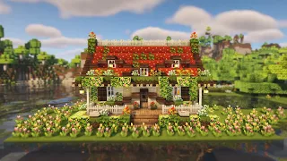 Minecraft: Fairy Strawberry Cottage Tutorial / Mizuno's 16 Craft Resource Pack