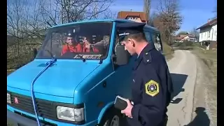 Klapovuhi - Skeč policaj