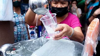 MAGIC WATER (Puting Gulaman) ni ALING BEBE sa DIVISORIA | Pinipilahan ng karamihan since 1980! [HD]