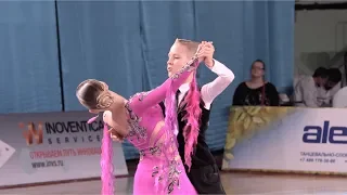 Виноградов Михаил - Каплина Виктория, Quickstep | Юниоры-1, Европейская программа