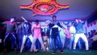 Dhada puttistha song by Vijay Kumar