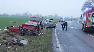 Tödlicher Unfall bei Bücken: Mann stirbt nach Frontalcrash