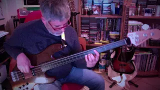 Fretless bass groove