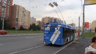 Троллейбус с АХ СПБ