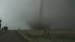 Violent drill bit tornado from Duquoin Kansas! 5-19-12