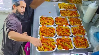 People are Crazy For Crispy French Fries | Chicago & OPTP Fries | Aloo Chips At Karachi Food Street