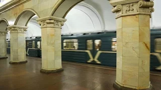 Метро в Москве. The Classic Metro System in Moscow, Russia 2016