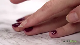 How to Cure Gel Nails Without a UV Light