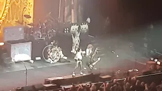 Alice Cooper  -I'm  Eighteen - Leeds Arena -11.11.2017