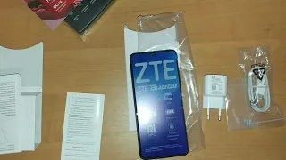 Розпакування телефону ZTE Blade A51 2/32 GB Gray з ROZETKA