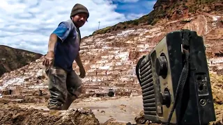 Peru, Amazonia: Through Dangerous Waters | Deadliest Journeys