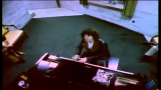 Jim Morrison´s Ode To Nietzsche (HQ) / improvising backstage on the piano