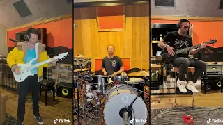 Muse - Won't Stand Down (live tiktok mashup)