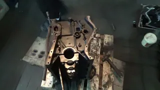 Двигатель Мерседес М 102 комплектуем запчасти к сборке